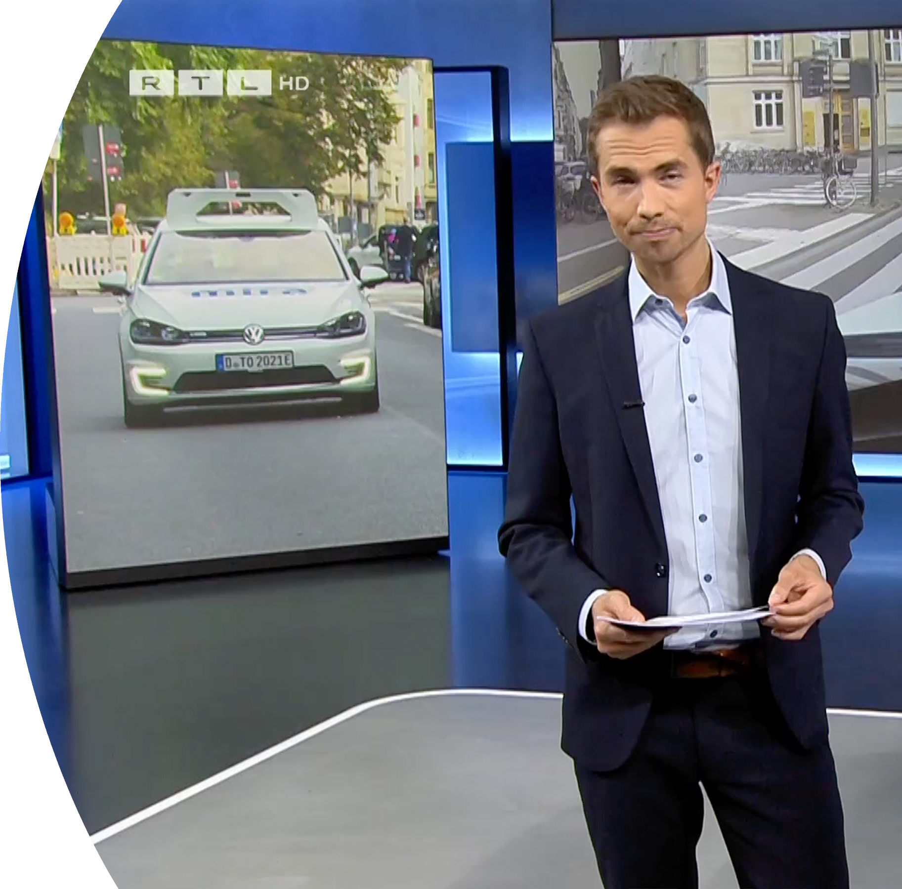 MIRA in den TV-Nachrichten – Zum ersten Mal fährt unser Fahrzeug teleoperiert im innerstädtischen Straßenverkehr